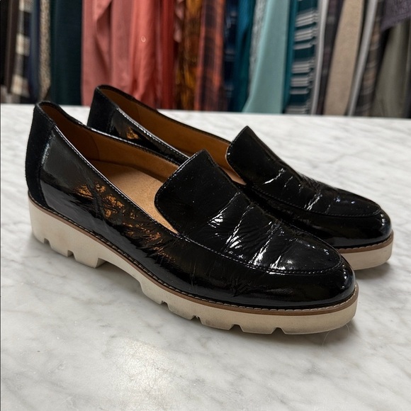 Vionic Shoes - Vionic Kensley Black Patent Leather Slipp On Loafer Size 8